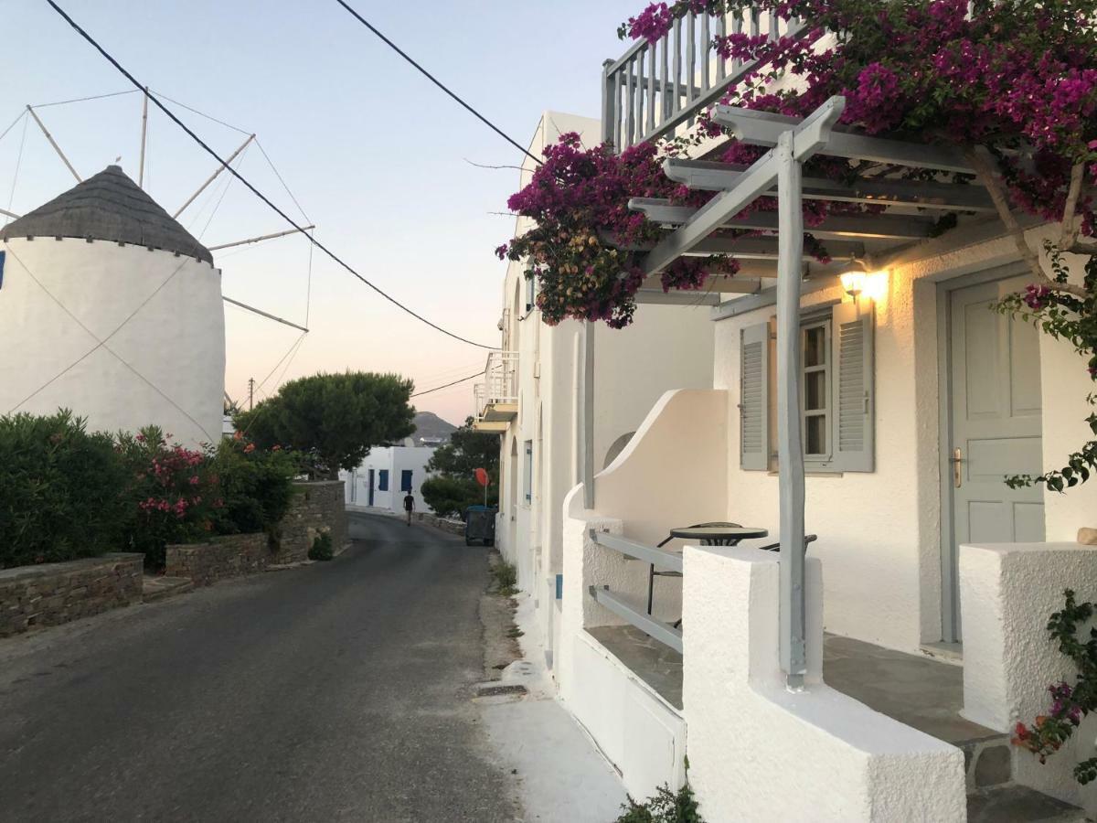Santanna White Houses Páros Eksteriør bilde